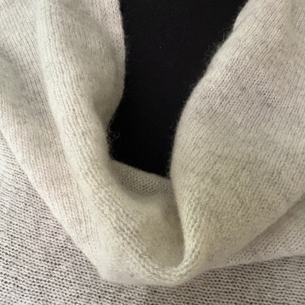 Alashan Cashmere Dress Topper Poncho in Cloud • NWT • 100% Cashmere
